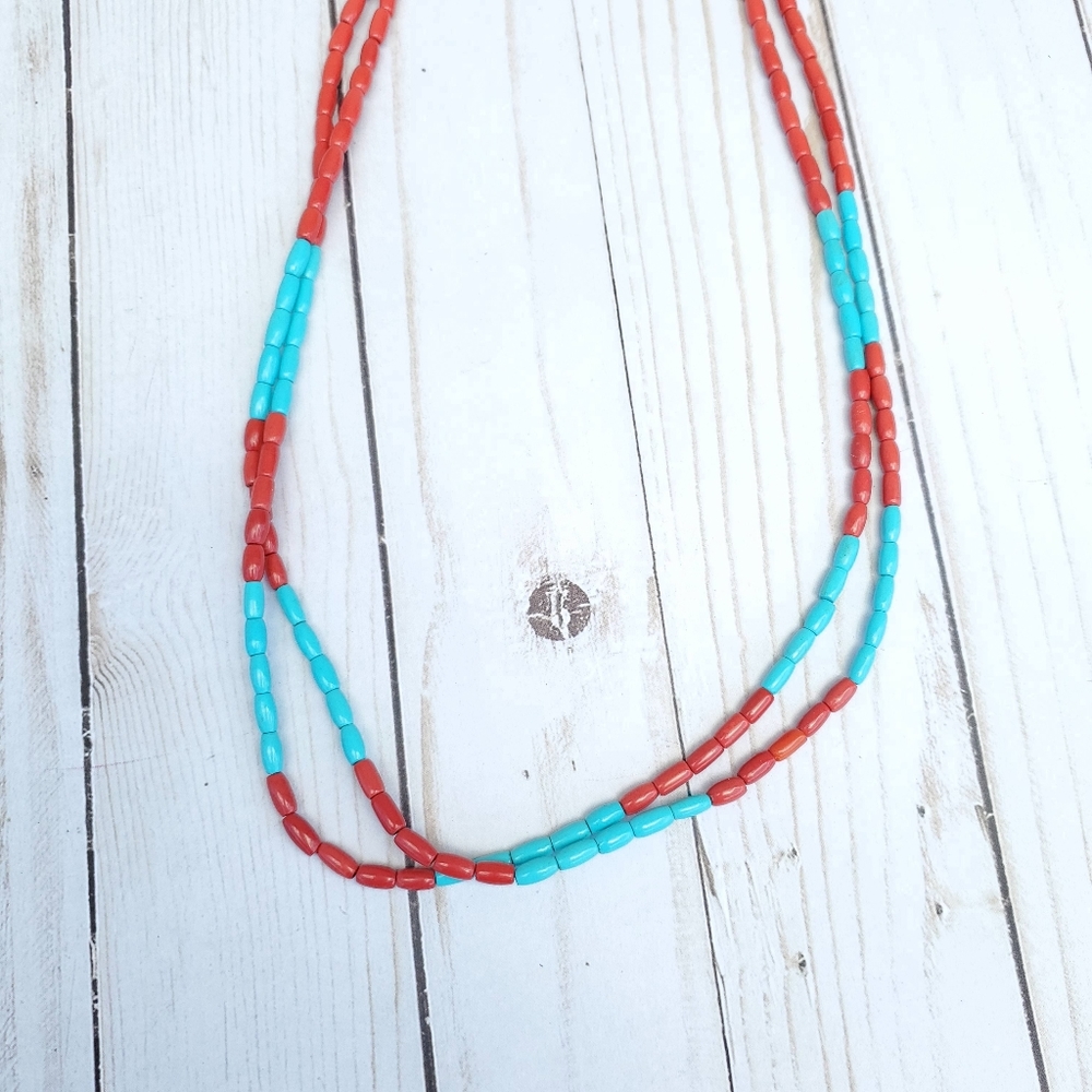 Beautiful Southwestern Red and Turquoise Vintage Necklace - Picture 3 of 13